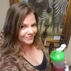 Meet your Posher, April